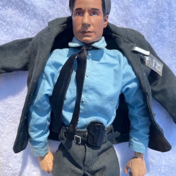 X Files Agent Mulder Sideshow Collectibles 12” Doll Original Box - Picture 2 of 11
